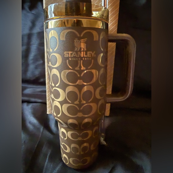 New Stanley 40oz Brown Laser Engraved CoachGold Patterned w/ Brown Straw - Picture 2 of 8